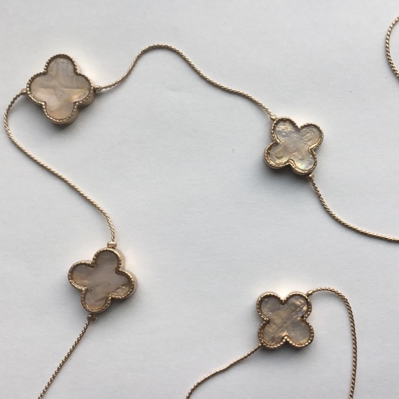 Quatrefoil Station Necklace - Picture 3 of 3